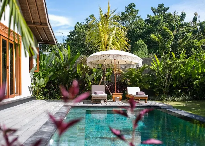 Kikaa Bingin Villa *